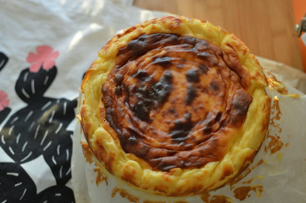 Tarta de queso cremosa al estilo La Viña