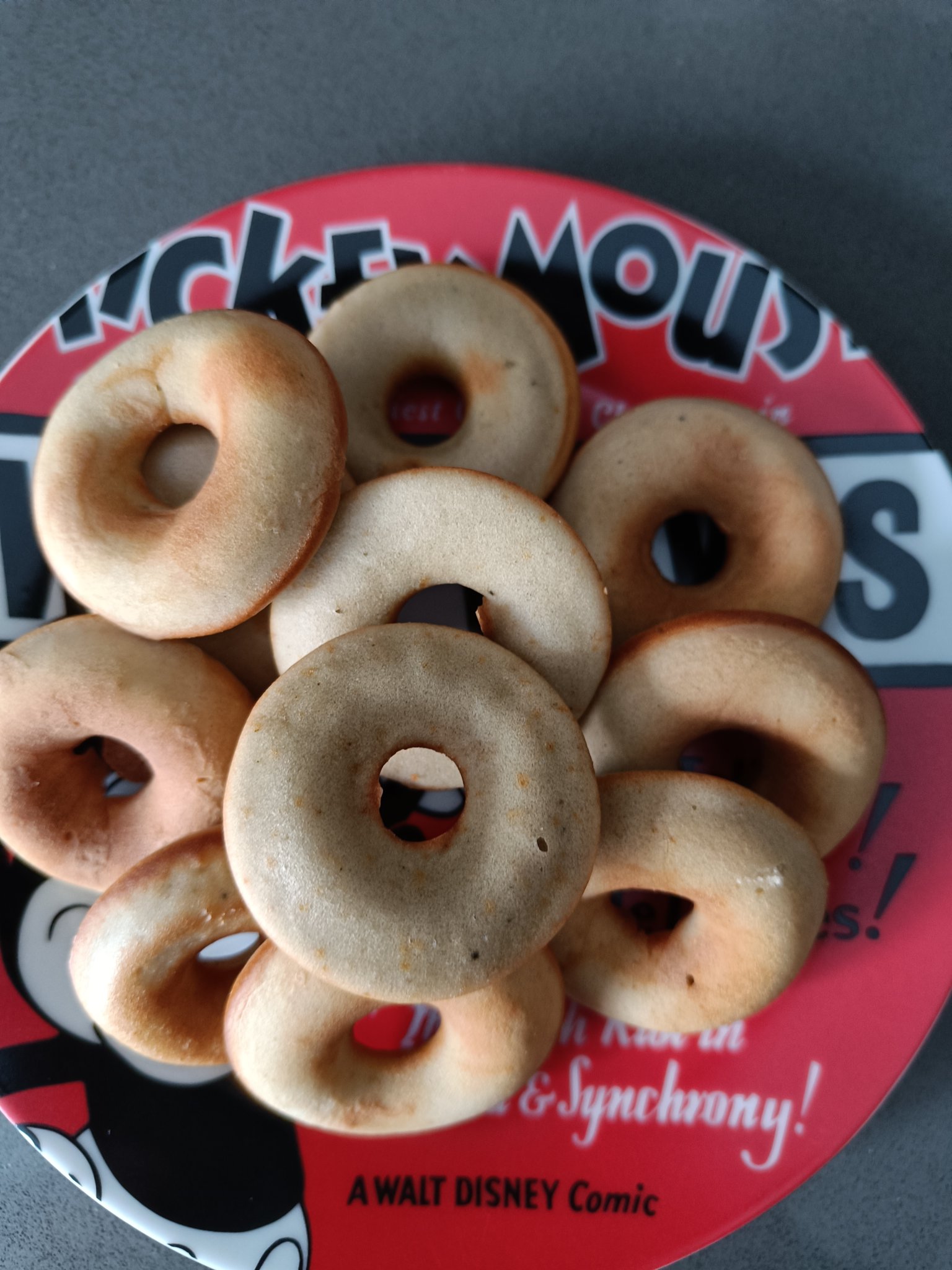 Receta de minidonuts de matcha para máquina