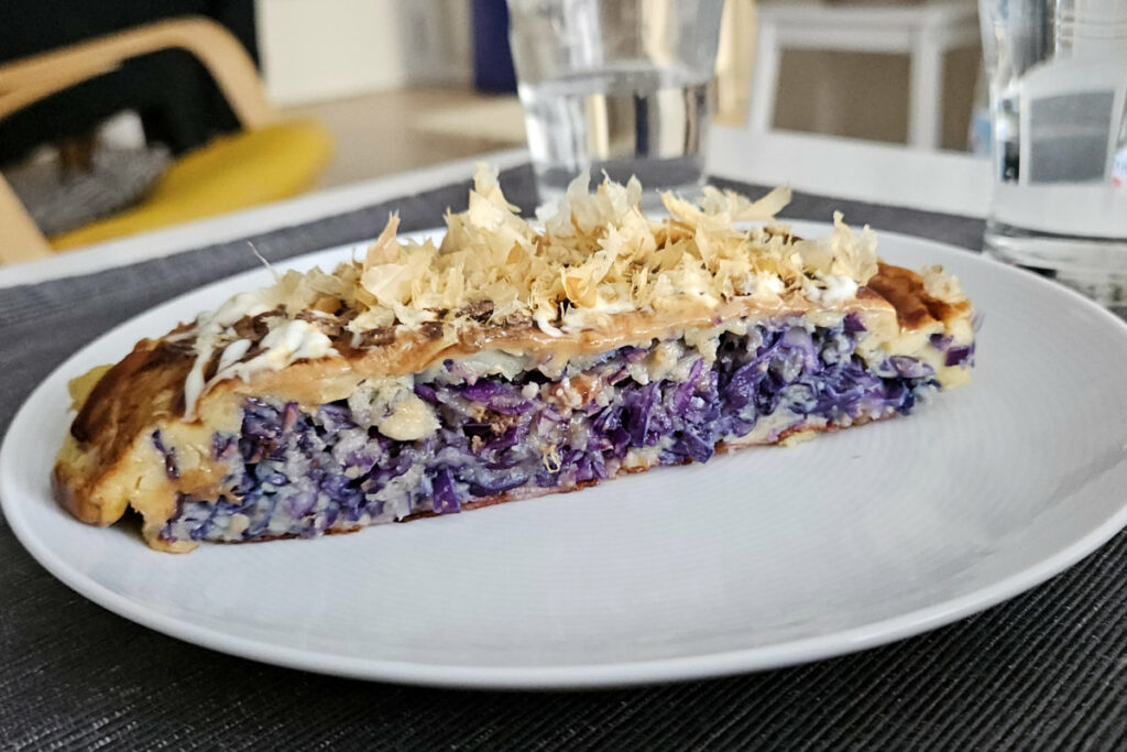 Okonomiyaki de col lombarda