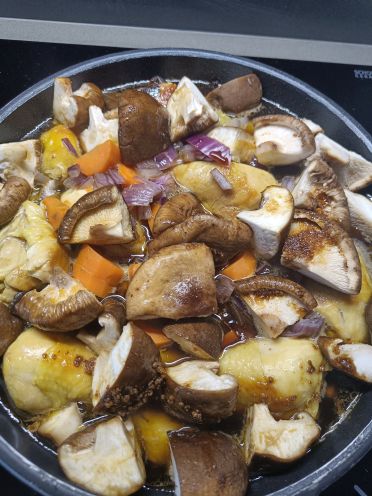 Pollo con shitake estilo Chikuzen